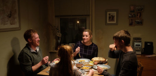 Cena do filme "Você Não Estava Aqui", de Ken Loach. Foto: Divulgação.