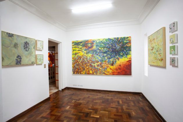 Sala de Corina Ishikura na exposição da Casa TATO