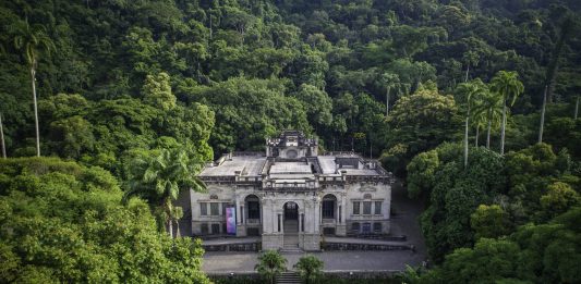 EAV Parque Lage