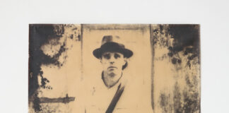 Joseph Beuys, La Rivoluzioni Siamo Noi (1972). Foto: Cortesia Bergamin & Gomide.