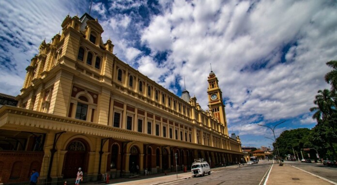 Estação da Luz. Photo: Joca Duarte