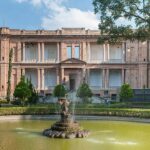 Imagem colorida, horizontal. Fotografia da Pinacoteca do Estado de São Paulo, um dos museus afetados pelas medidas do governo Federal