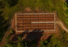 Vista aérea de "Campo da fome", de Matheus Rocha Pitta.