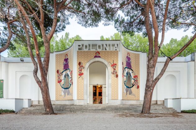 Fachada do Pavilhão da Polônia na 59ª Bienal de Veneza