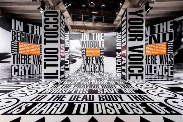 Barbara-Kruger na Bienal de Veneza