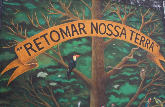 "Retomar nossa terra".