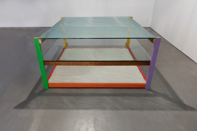 Luiz Zerbini, "Mesa Rio", 2017, no projeto "The Square", realizado na Casa de Vidro. Crédito: Cortesia/Fortes D'Aloia & Gabriel