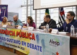 Representantes de fóruns, sindicatos e coletivos de artistas, durante audiência pública na Assembleia Legislativa